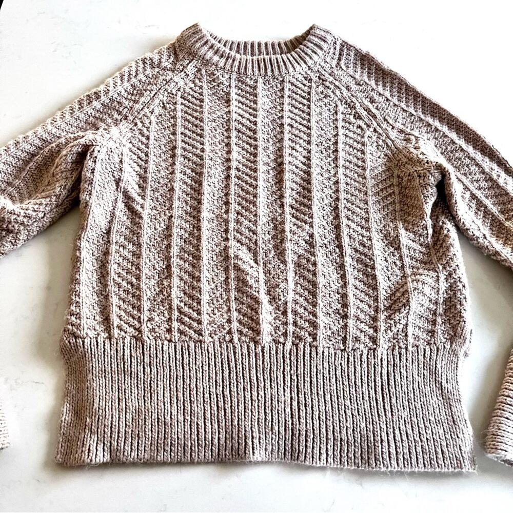 H&M ecru neutral boxy wool blend crewneck sweater size XS